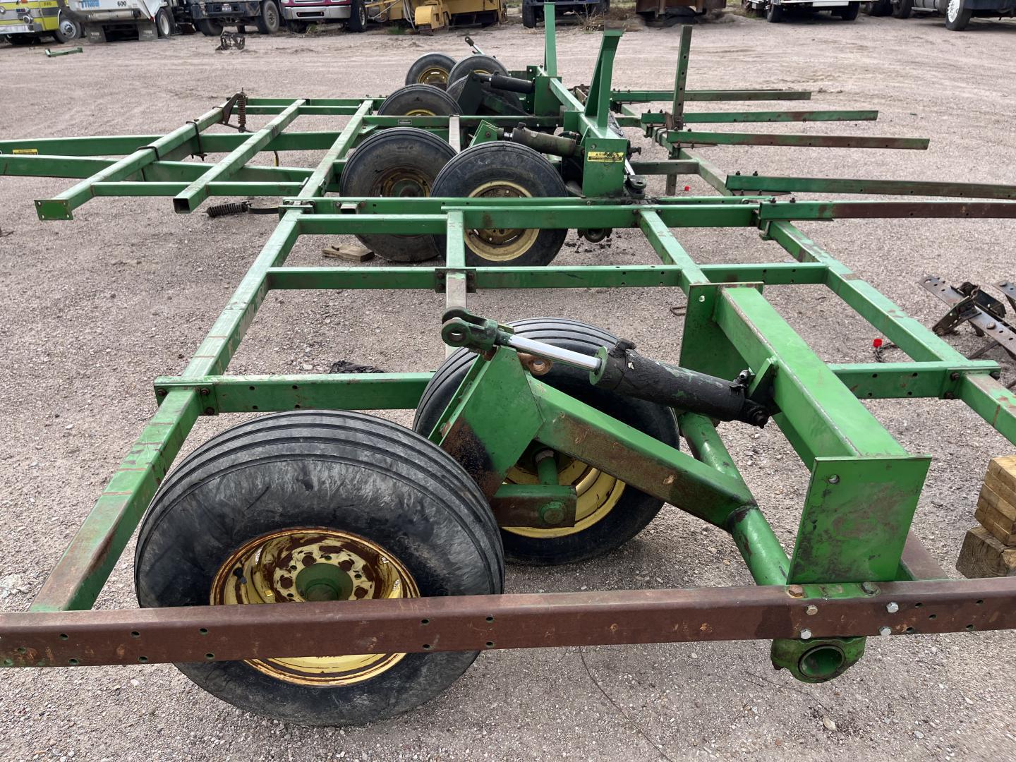 ./imagenes/INVOICE/2019/16846/CULTIVADORA JOHN DEERE 960 (8).JPG